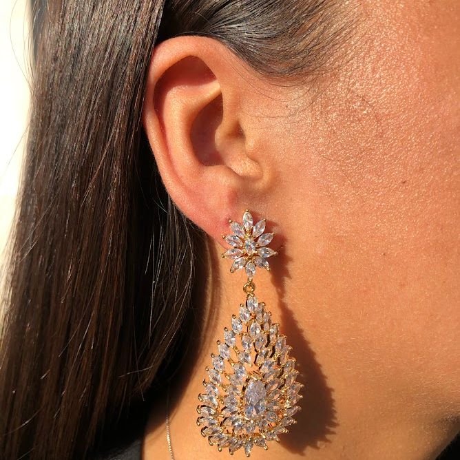 Brinco Em Formato De Gotas Super Navetes Luxo