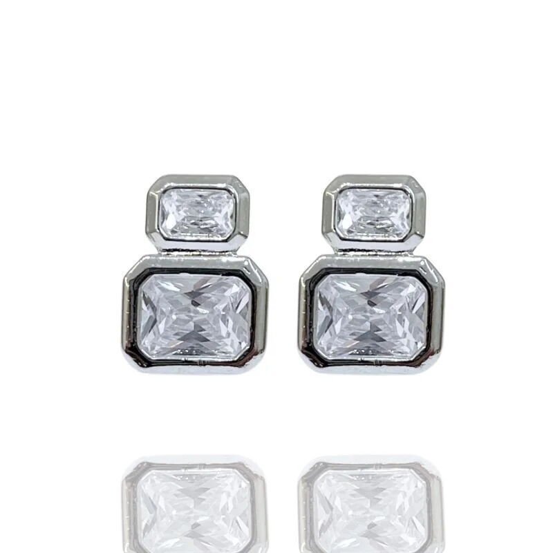 Brinco Asteria Zirconia Retangular Prateado
