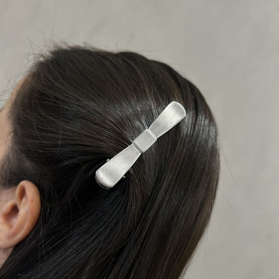 Hair Pin Laço M Liso Prateado
