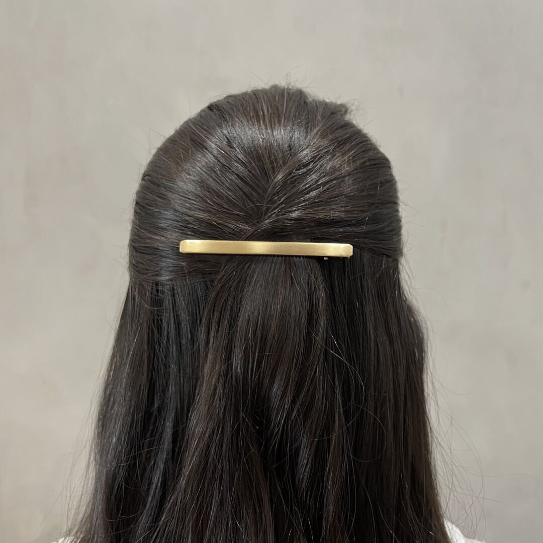 Hair Cip Reto Escovado Liso Dourado