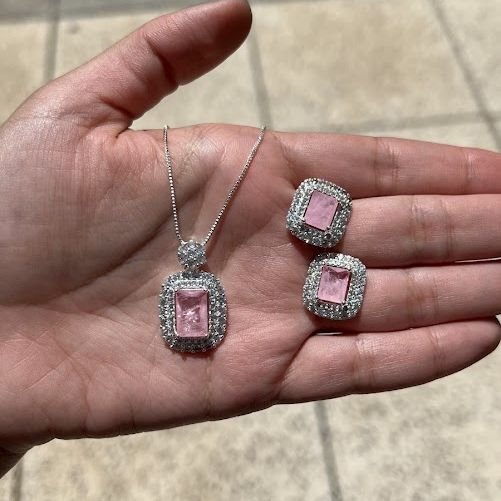 Conjunto Retangular Fusion Rosa Candy Cravejado Cristal Prateado