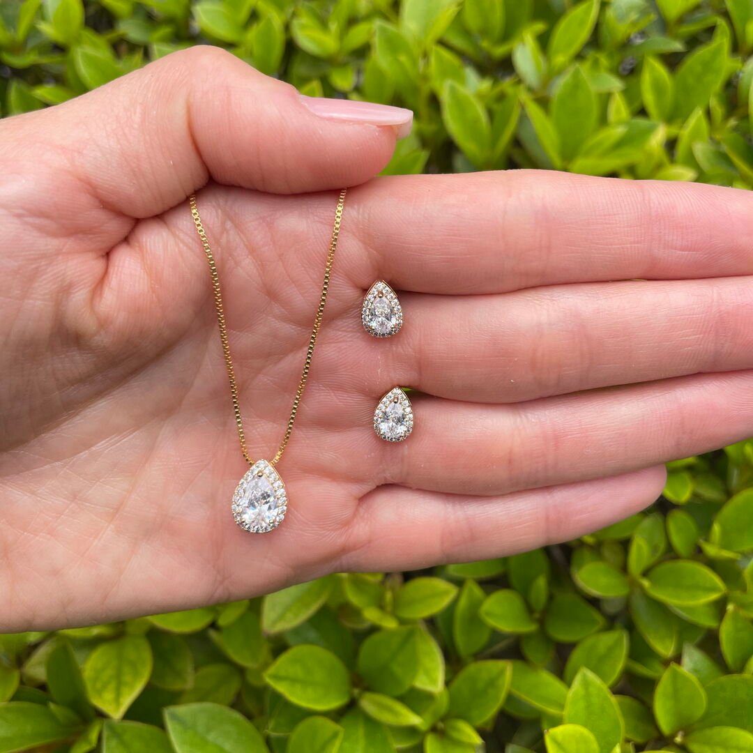 Conjunto De Gota Cristal Cravejada Cristal Dourado