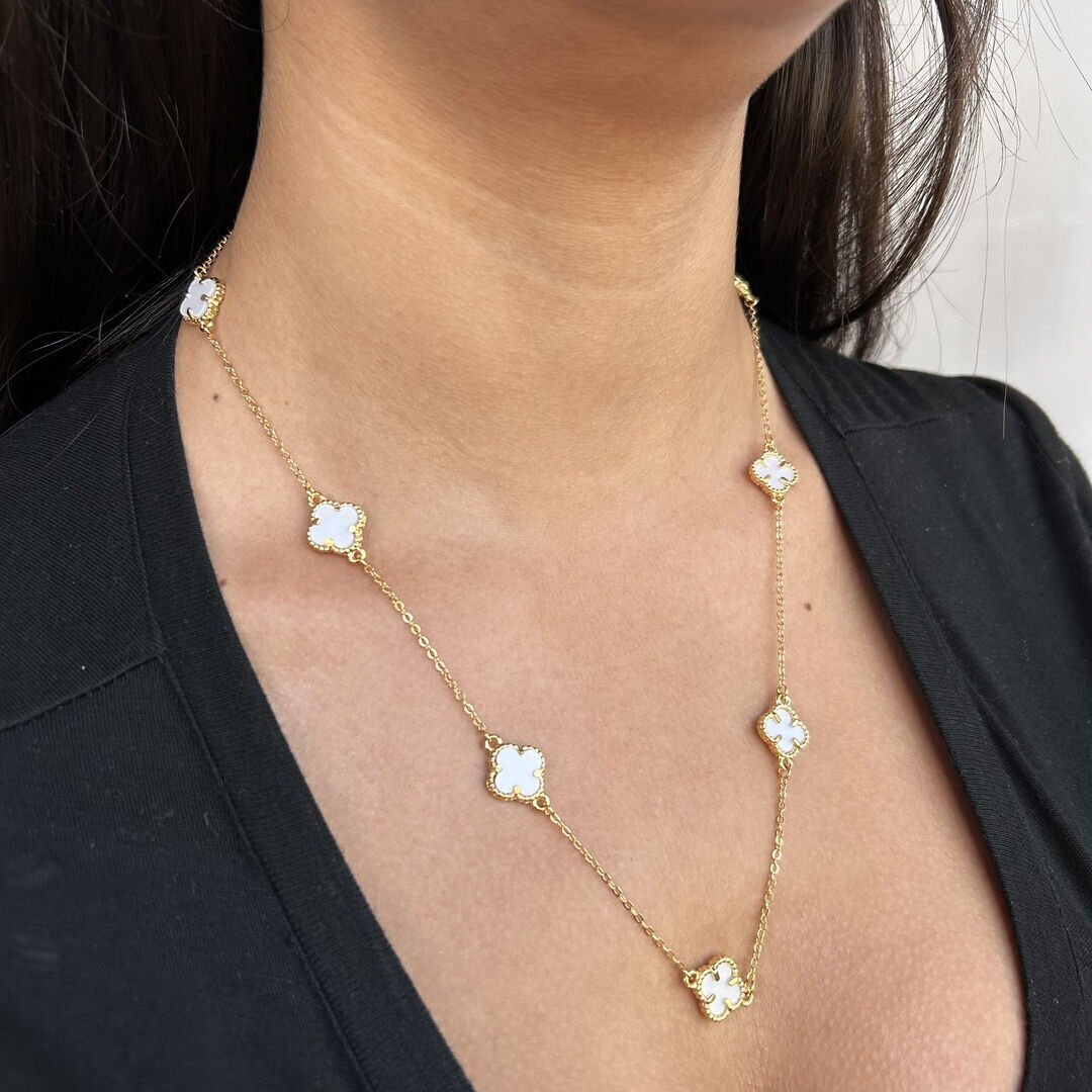Colar Trevo c/ 7 Pingente P Madre Dourado
