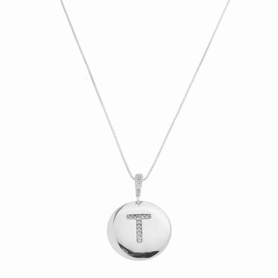 Pingente Letra T Moeda Tássia Cravejado Cristal Prateado