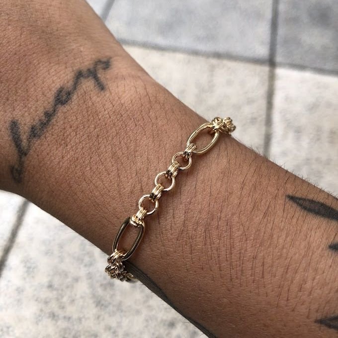 Pulseira Elo Oval Alongado/7 Elos Duplos Lisa Dourada