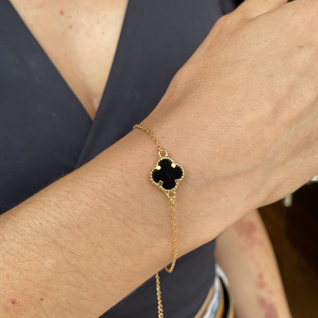 Pulseira Trevo c/ 1 Pingente P Preto Dourado