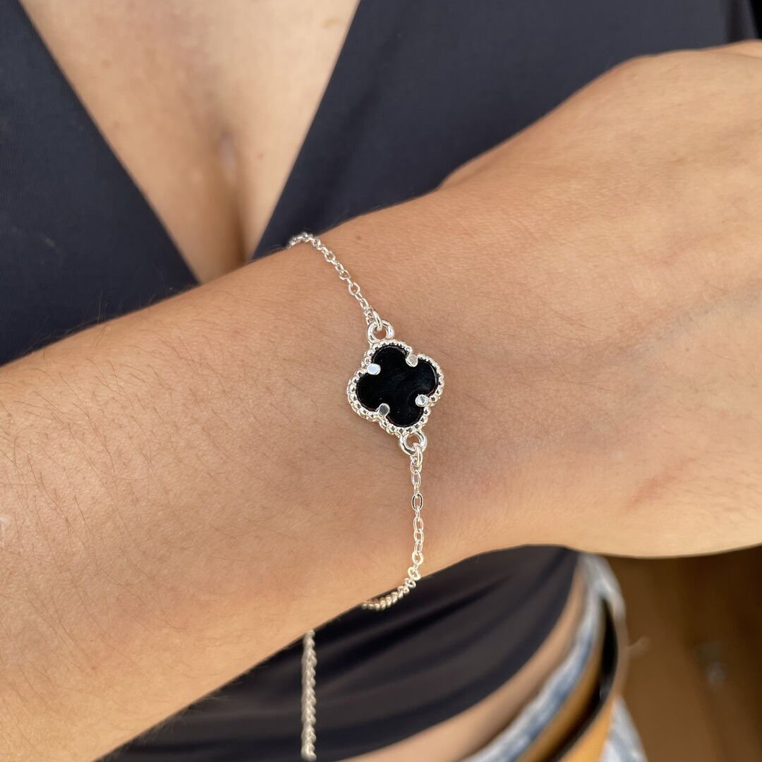 Pulseira Trevo c/ 1 Pingente P Preto Prateado