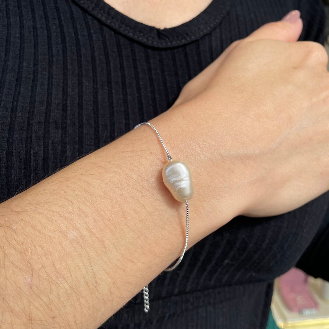 Pulseira c/ Pérola de Água Doce Liso Prateado