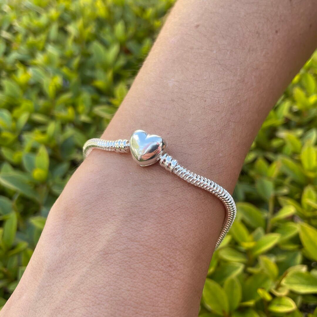 Pulseira Para Berloques Coração 20cm Liso Prateado