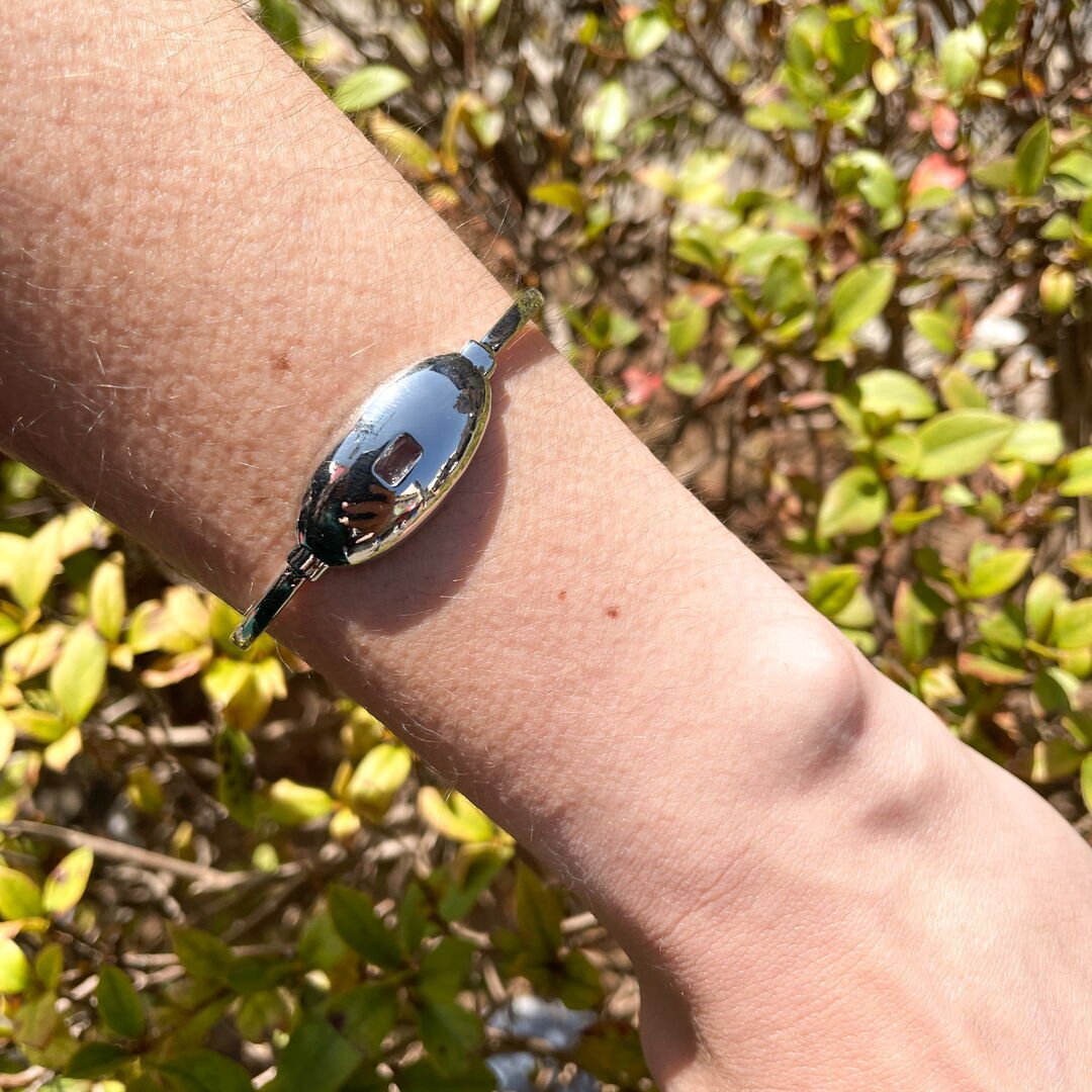 Bracelete Oval Zirc Solitario Esplendor Prateado